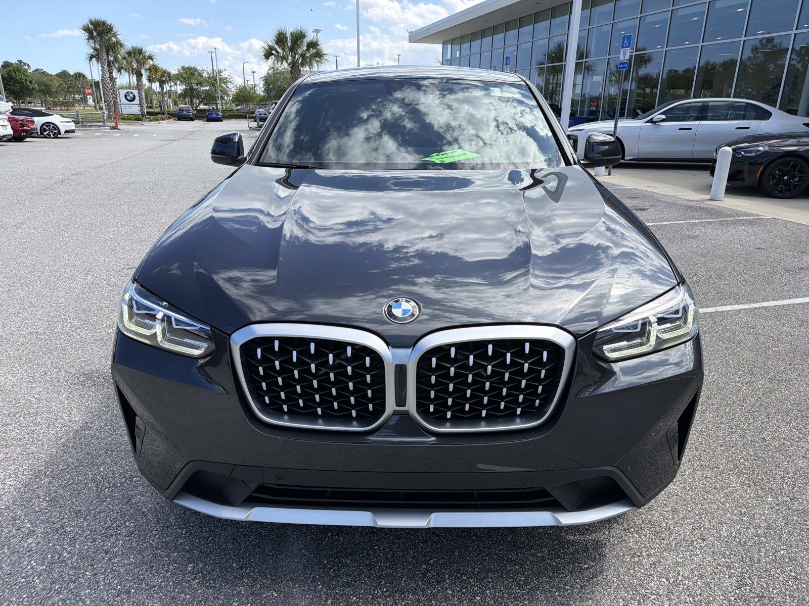 2023 BMW X4 xDrive30i