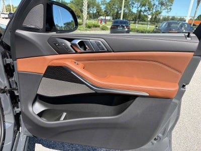 2027 BMW X7 M60i