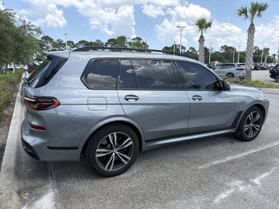 2024 BMW X7 M60i