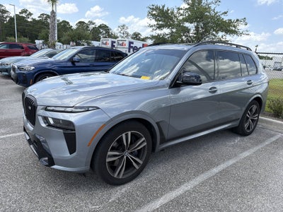 2024 BMW X7 M60i