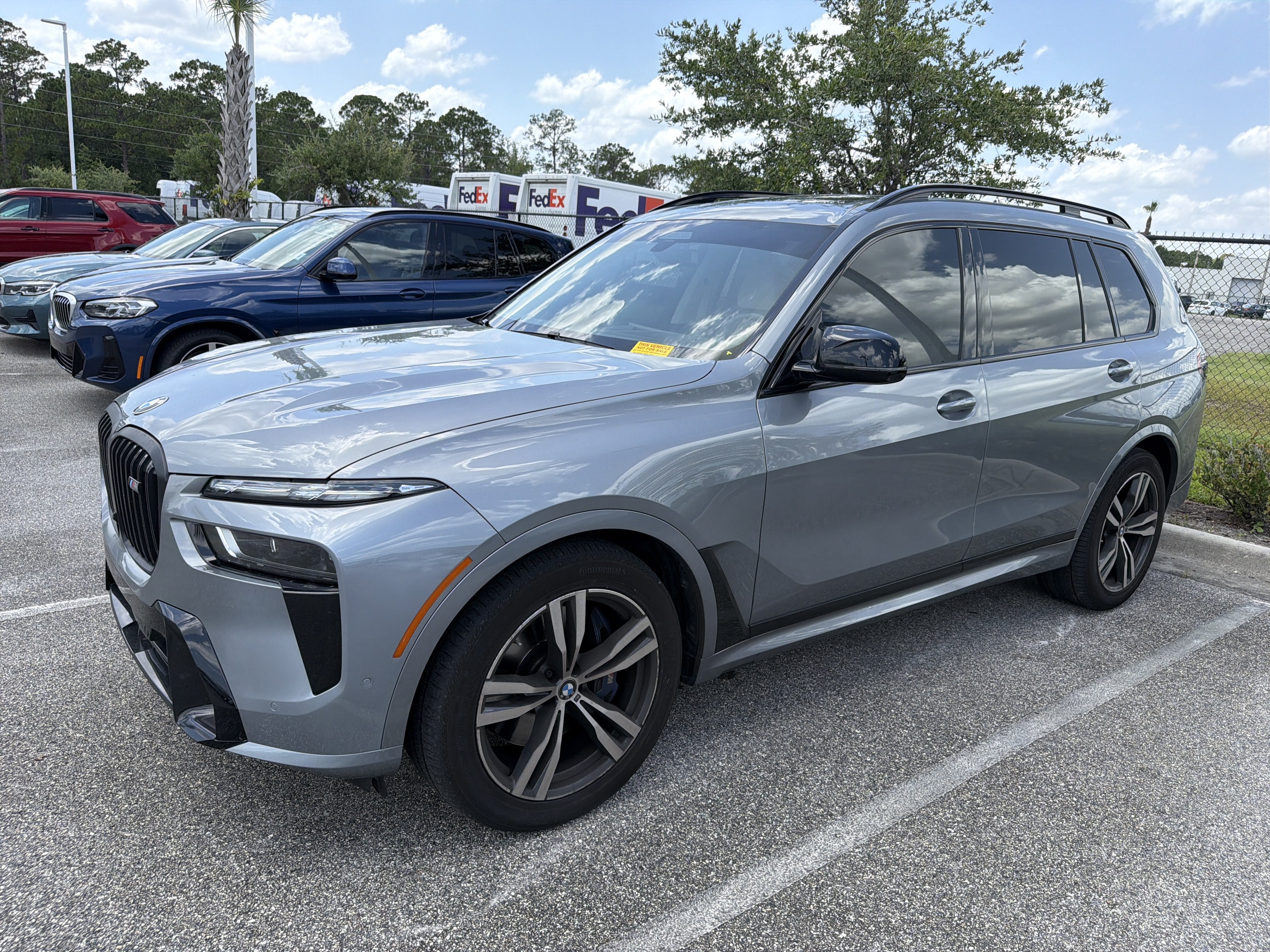 2024 BMW X7 M60i