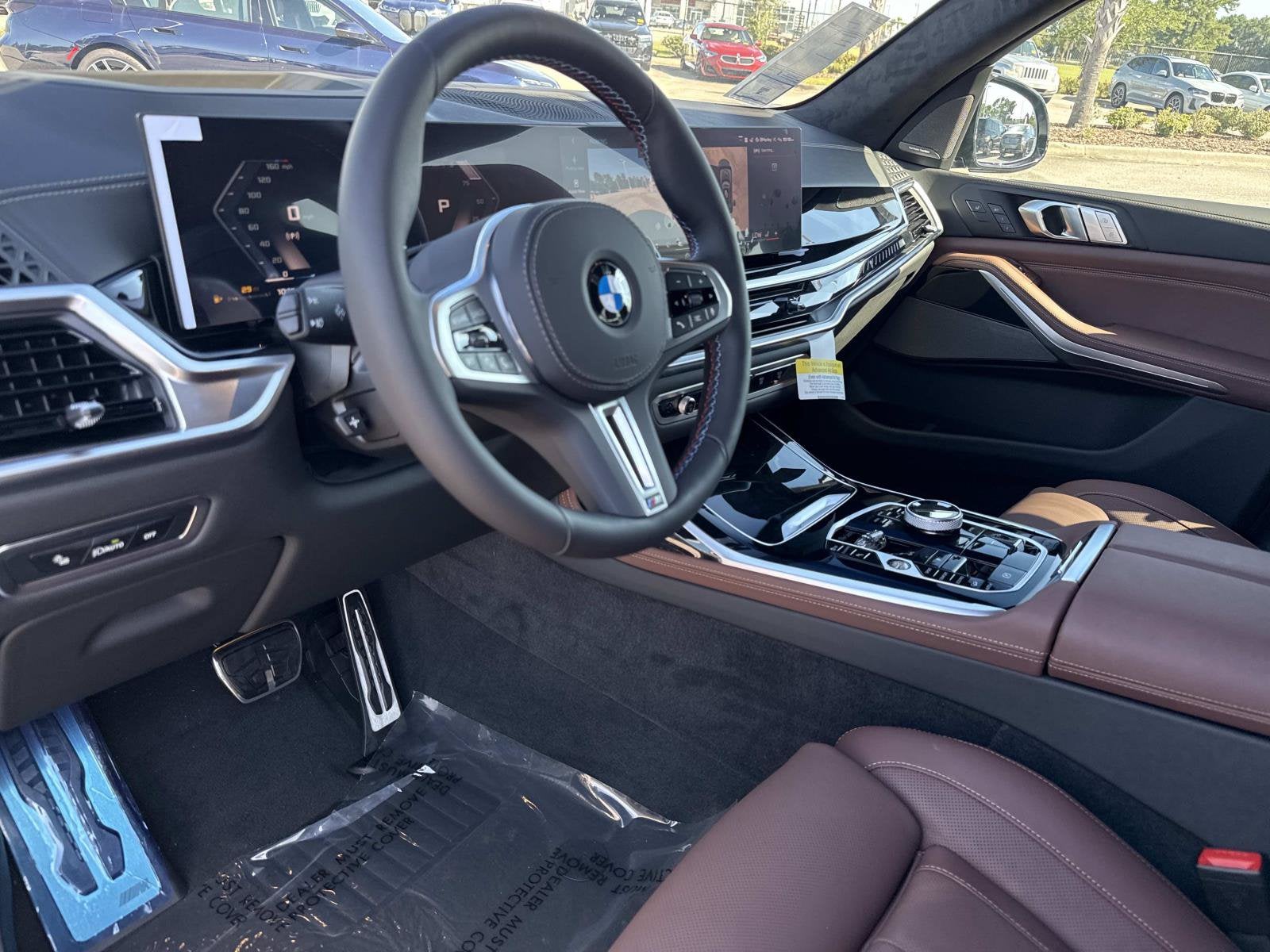 2027 BMW X7 M60i