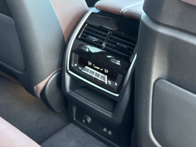 2027 BMW X7 M60i