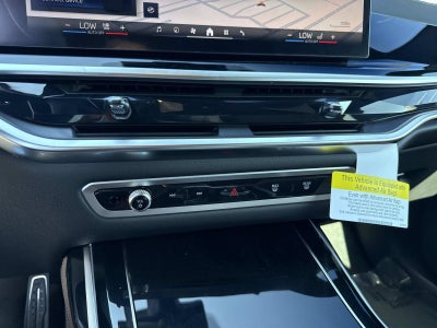 2027 BMW X7 M60i