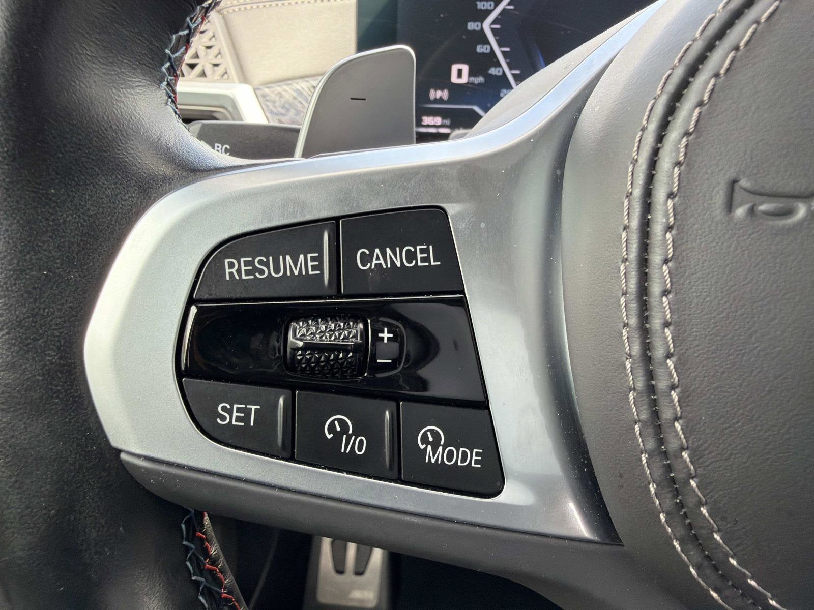 2024 BMW X7 M60i