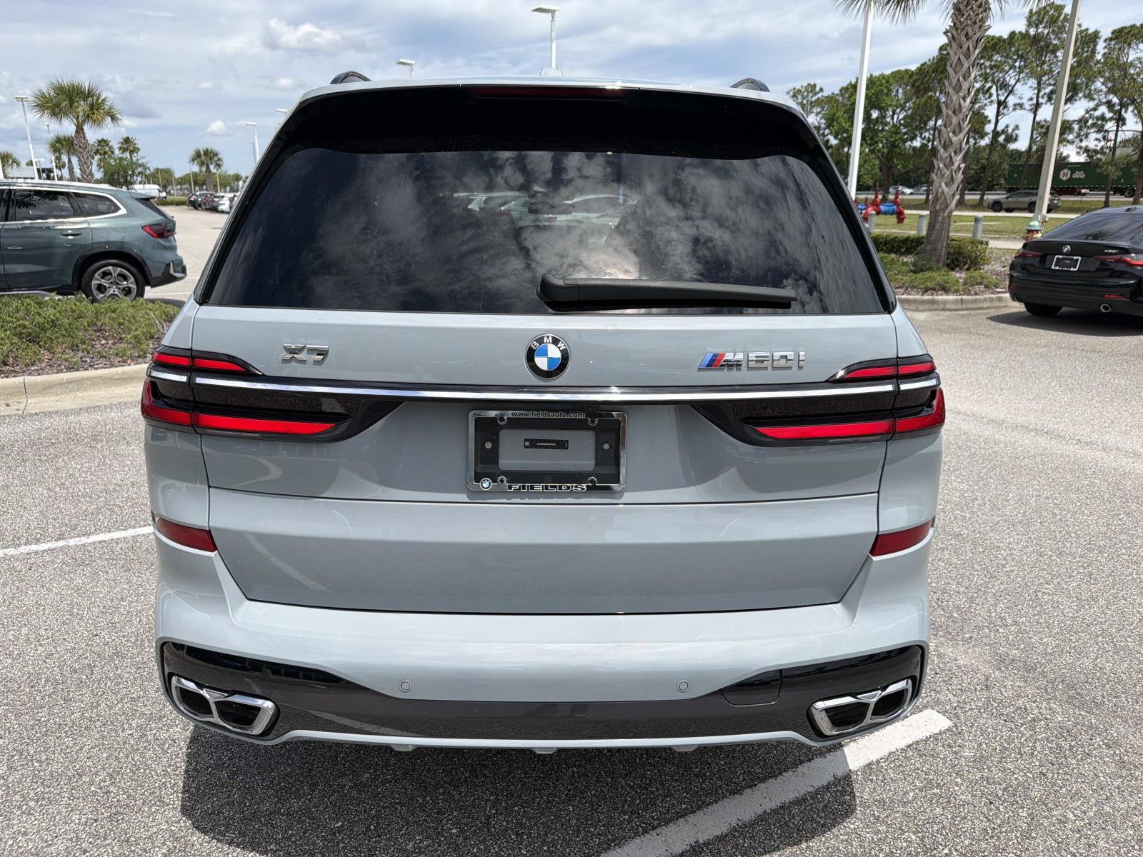 2024 BMW X7 M60i