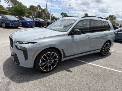2024 BMW X7 M60i