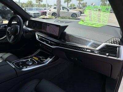 2025 BMW X7 M60i