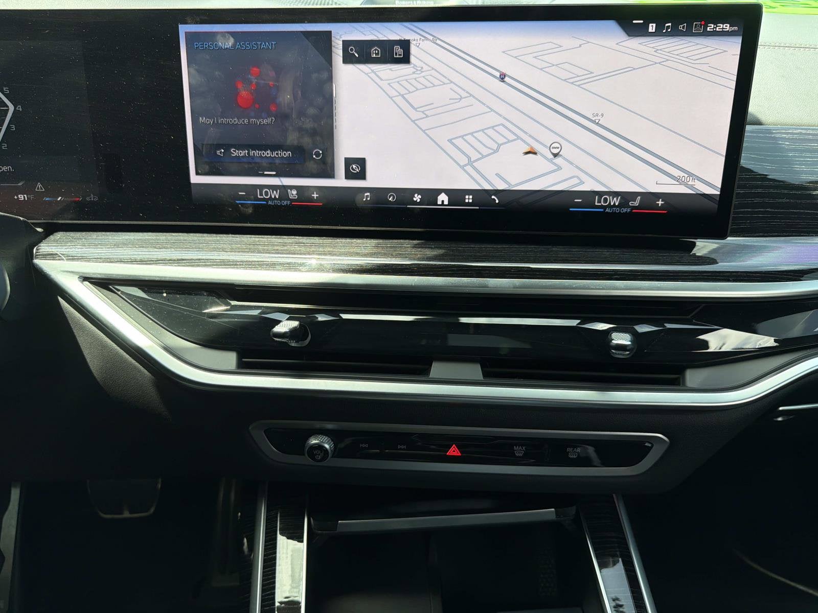 2025 BMW X7 M60i
