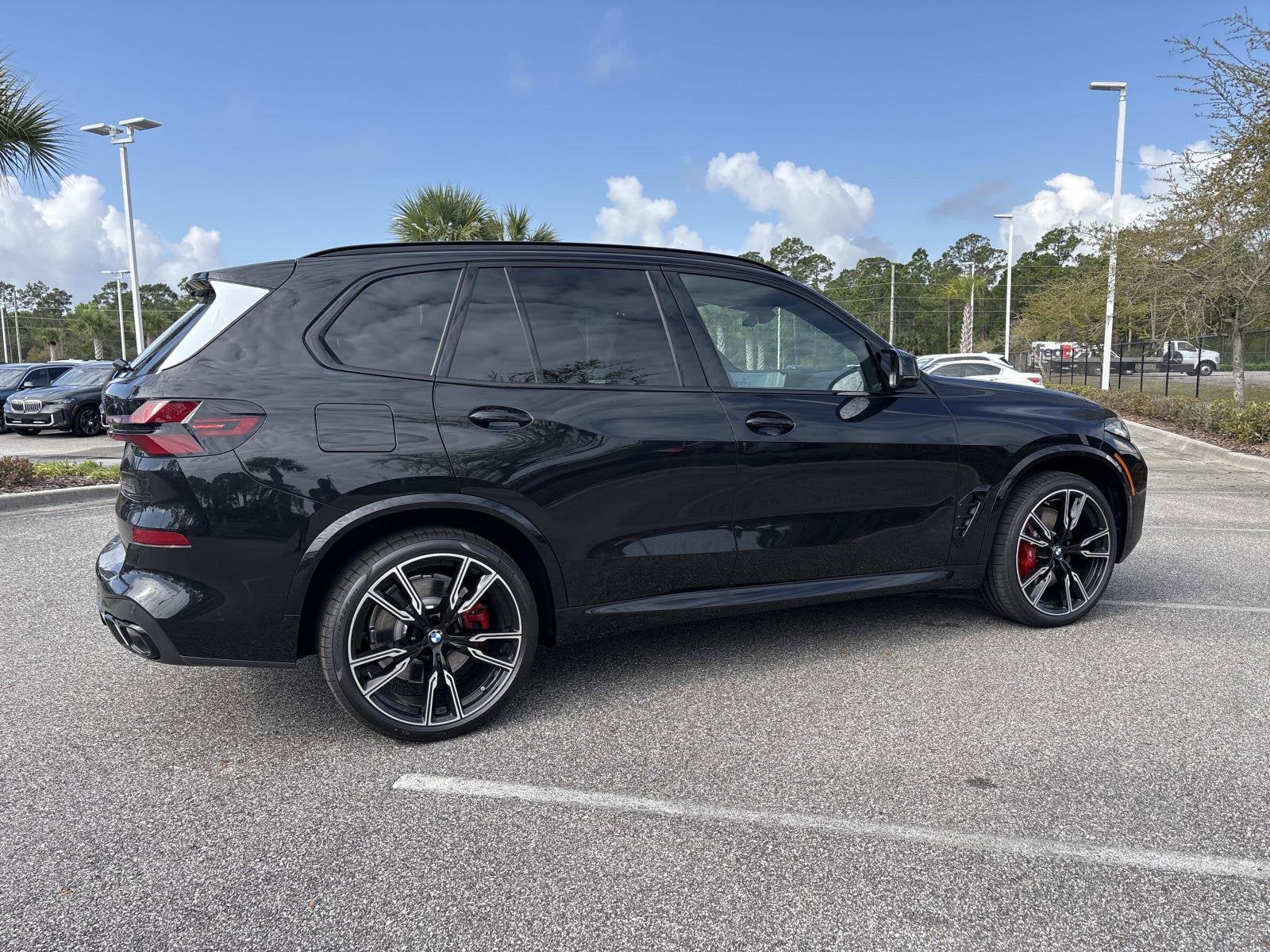 2026 BMW X5 M60i