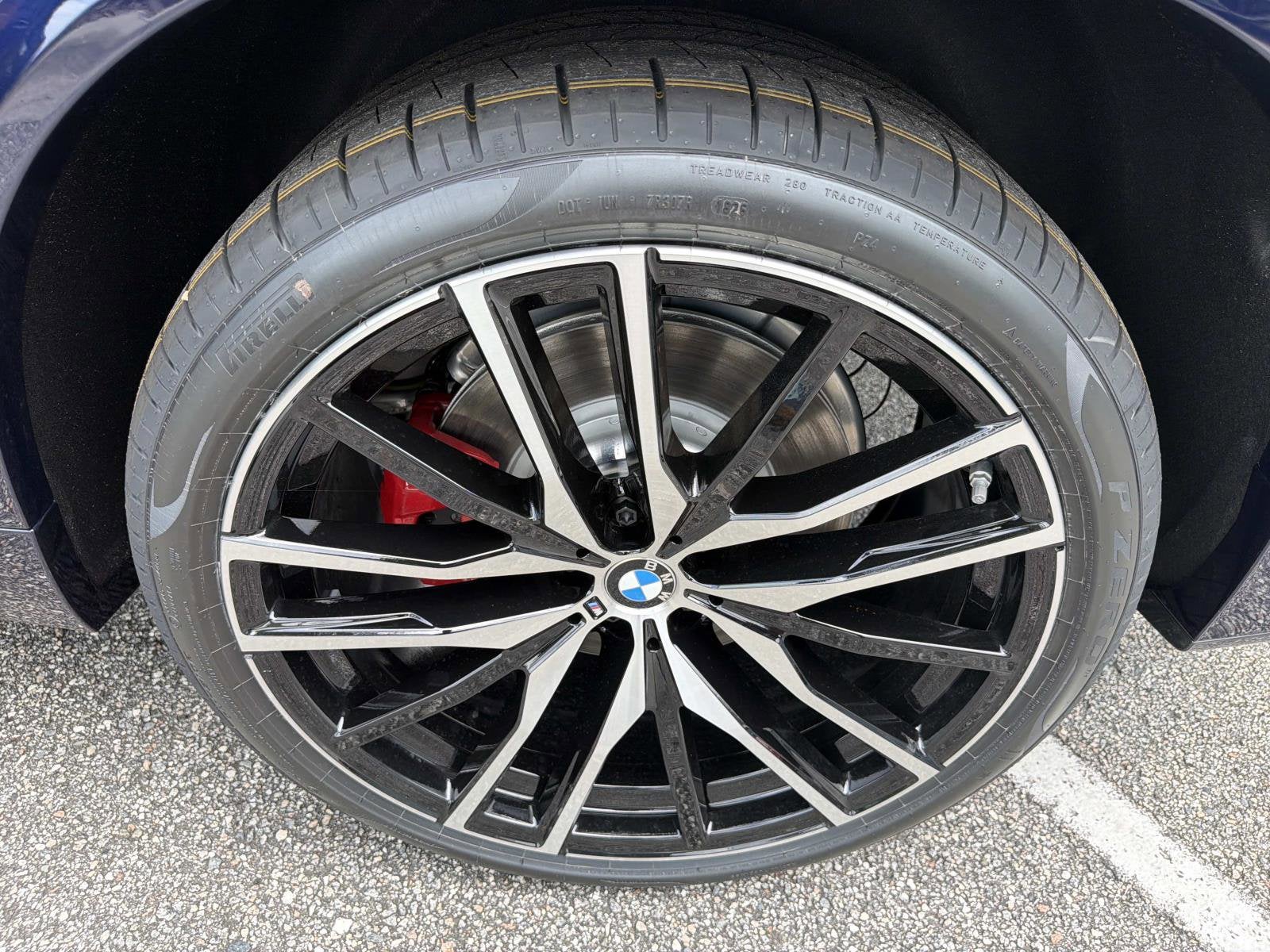2026 BMW X5 M60i