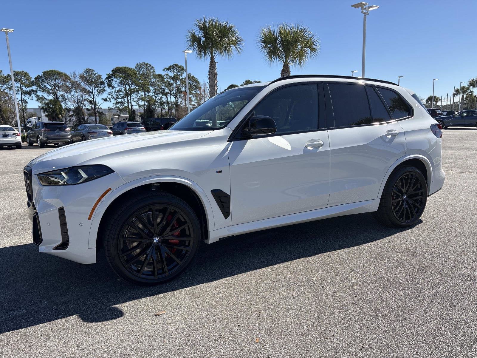 2026 BMW X5 M60i