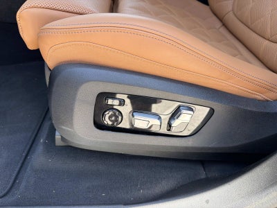 2025 BMW X5 M60i