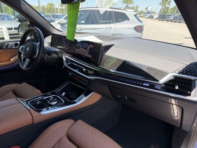 2025 BMW X5 M60i