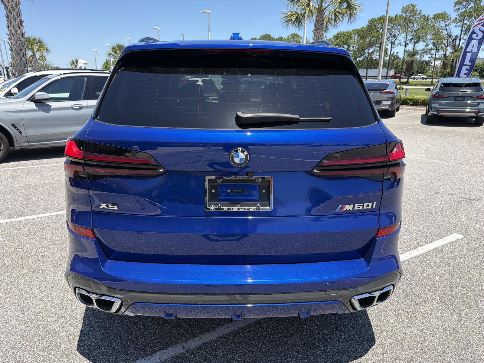 2025 BMW X5 M60i