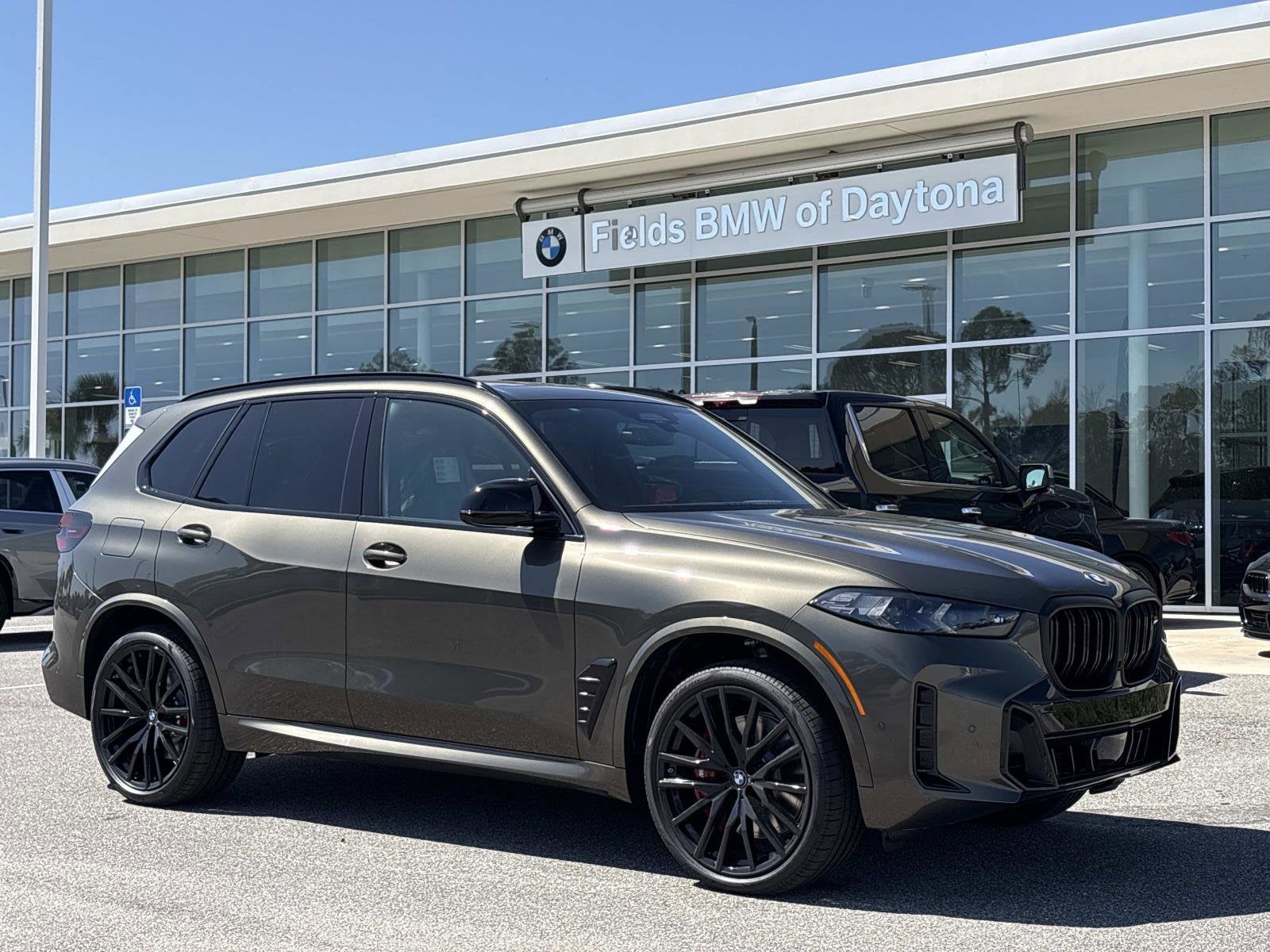 2026 BMW X5 M60i