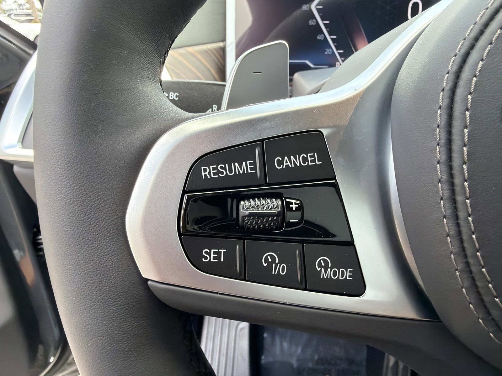 2027 BMW X6 xDrive40i
