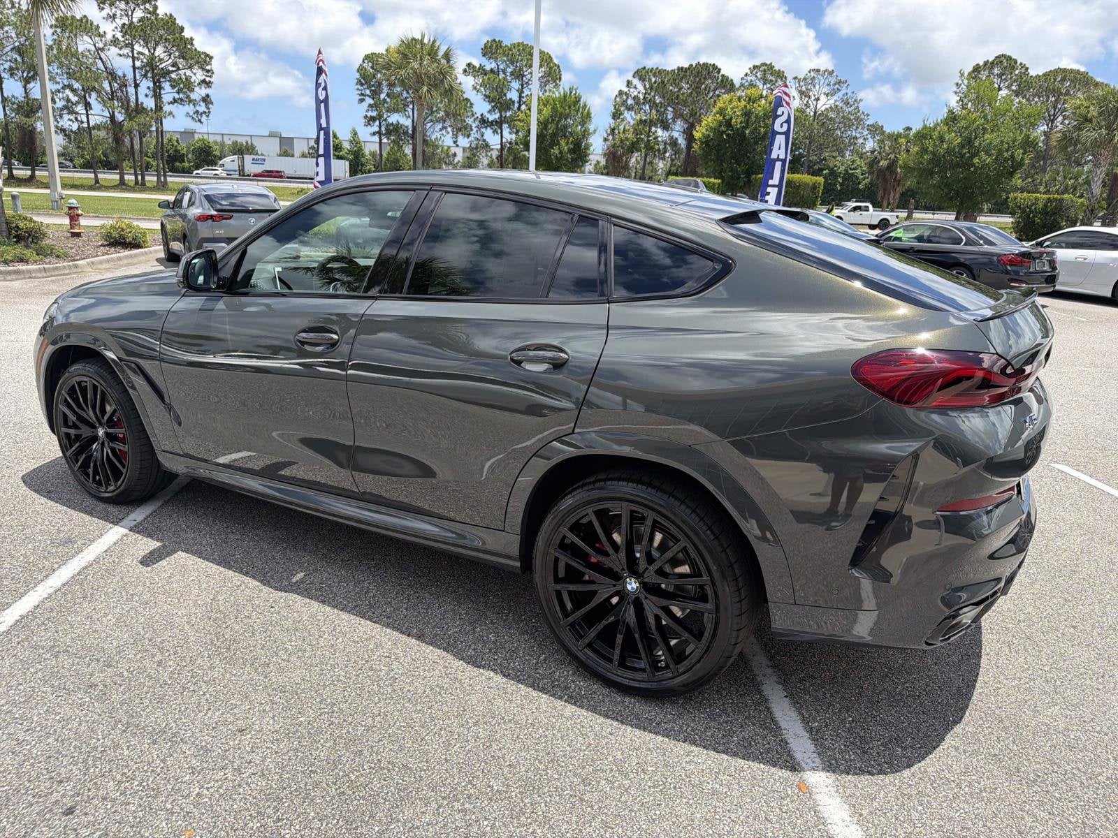 2027 BMW X6 xDrive40i