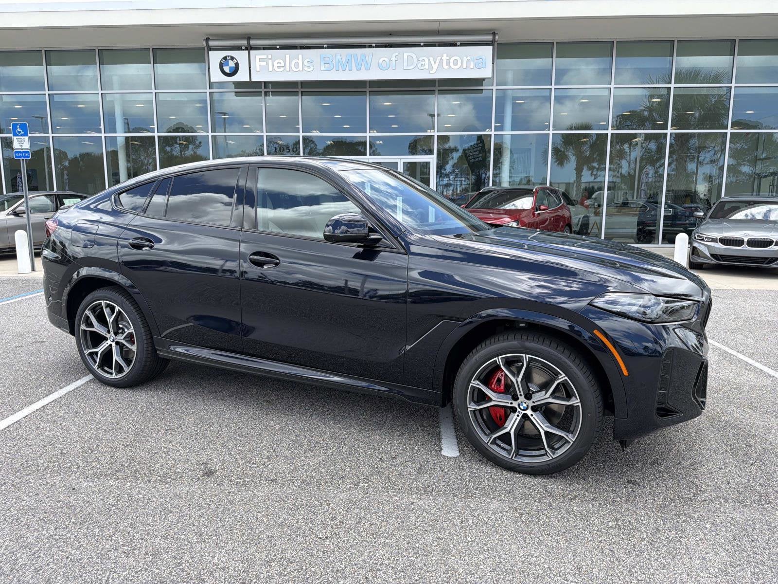 2027 BMW X6 xDrive40i