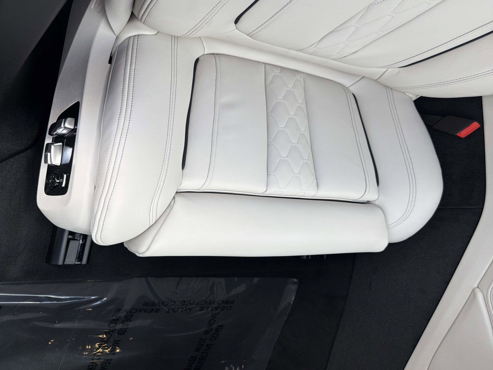 2027 BMW X6 xDrive40i