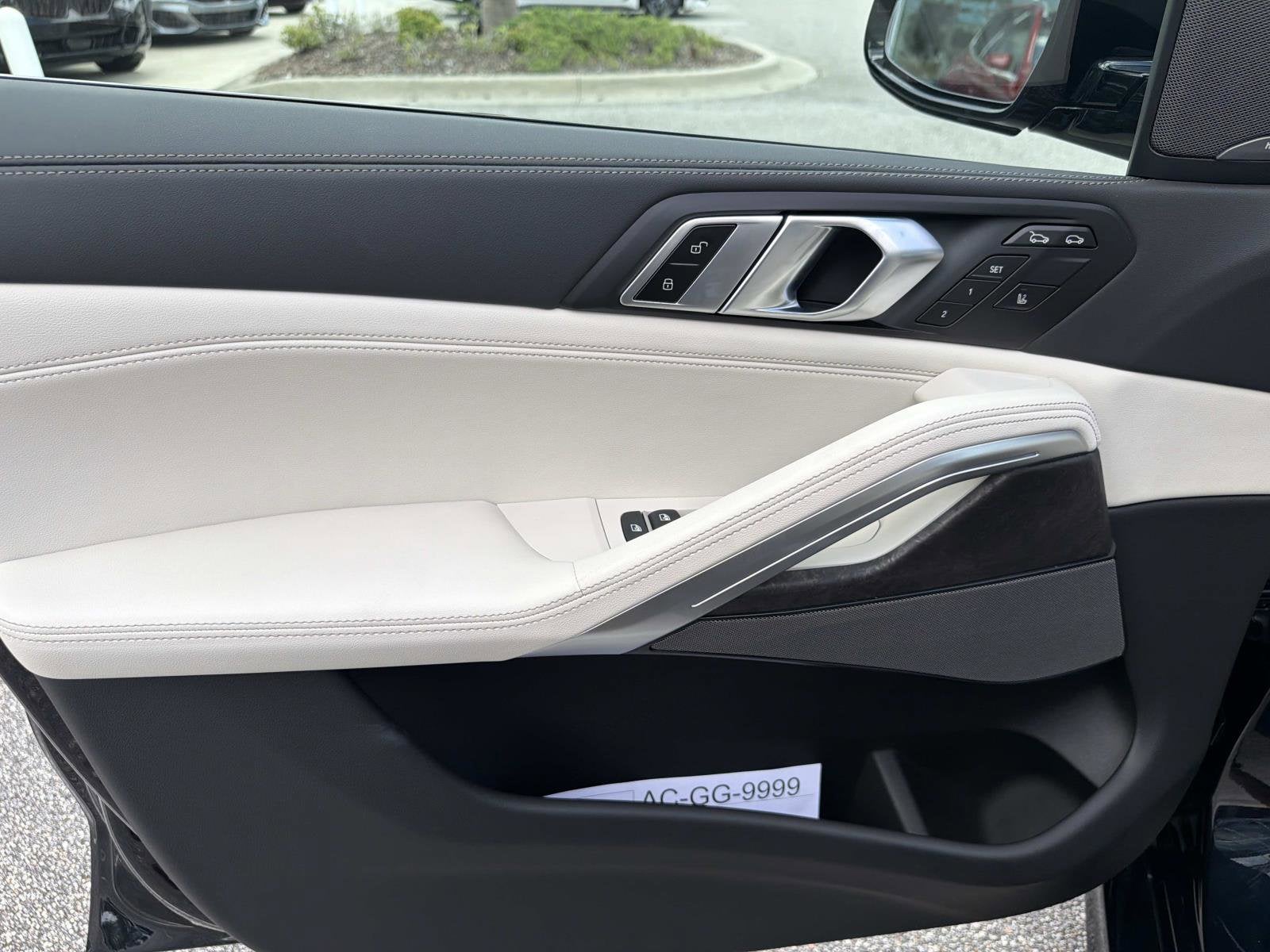 2027 BMW X6 xDrive40i