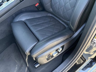 2025 BMW X6 xDrive40i