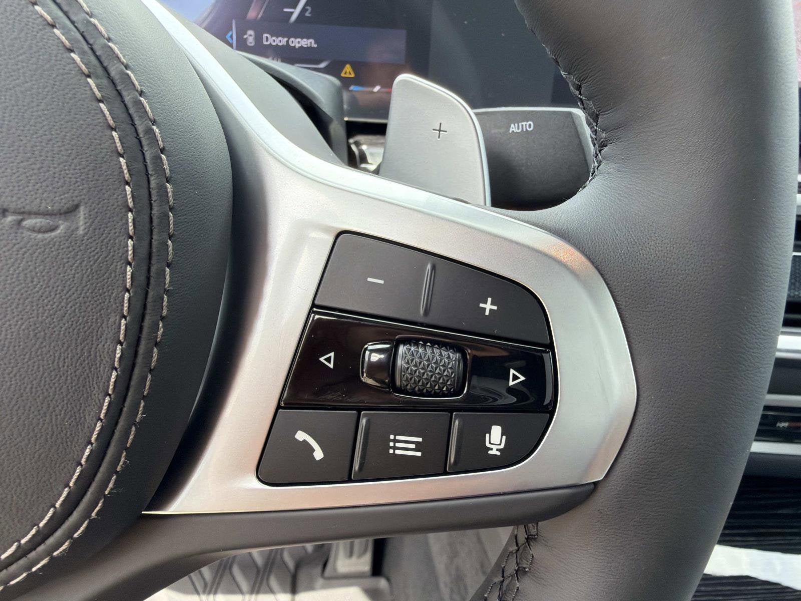 2027 BMW X6 xDrive40i