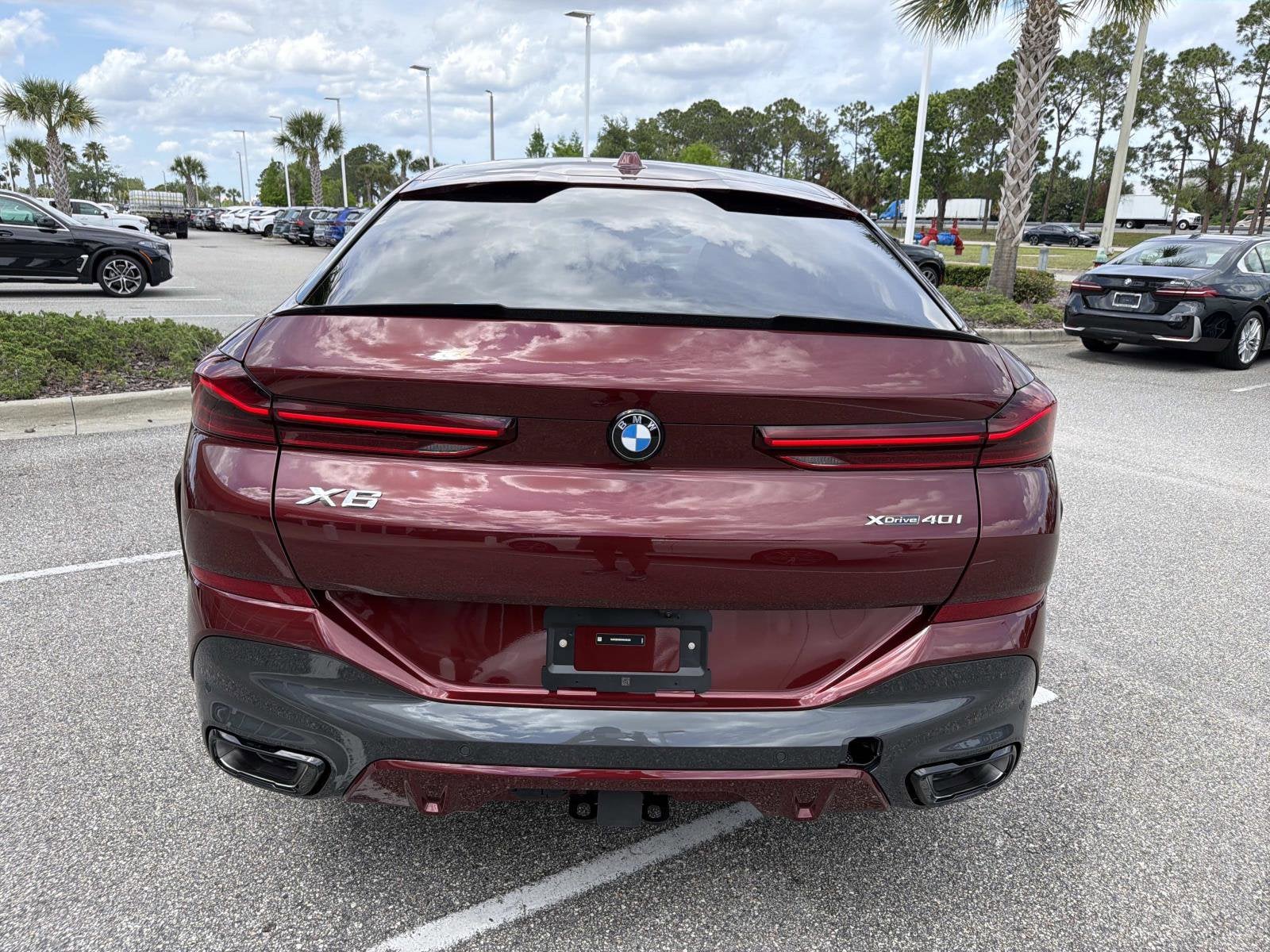 2027 BMW X6 xDrive40i