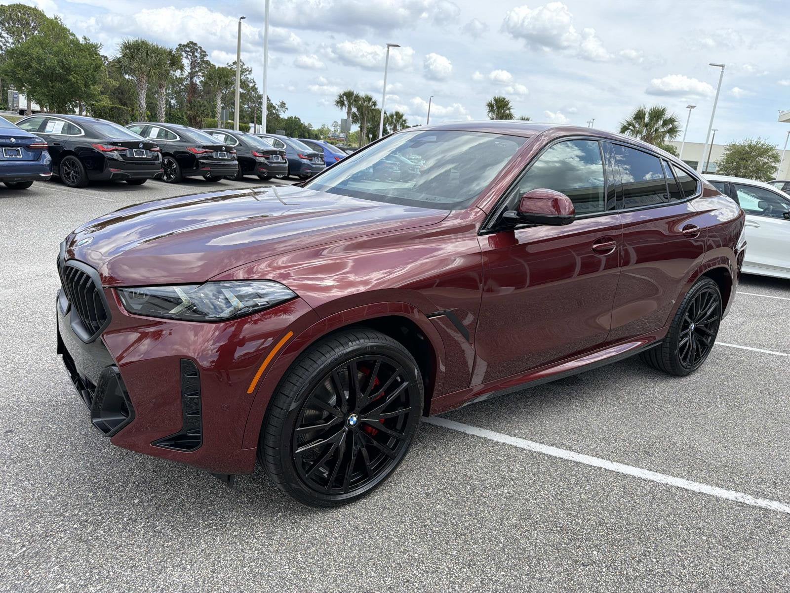 2027 BMW X6 xDrive40i