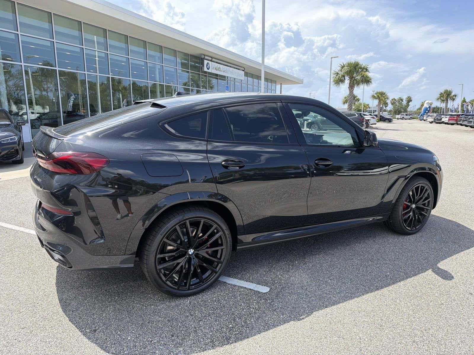 2027 BMW X6 xDrive40i