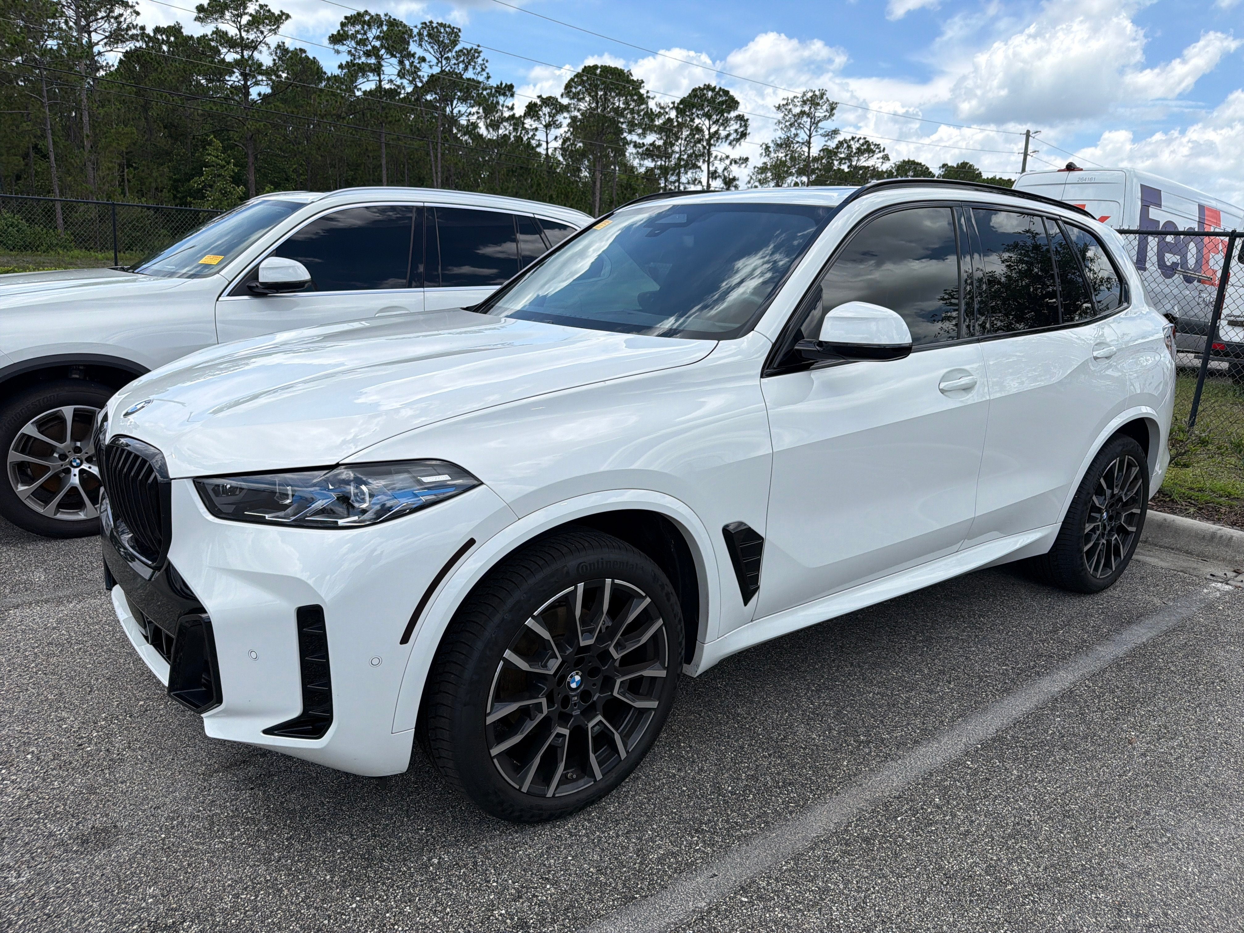 2025 BMW X6 xDrive40i