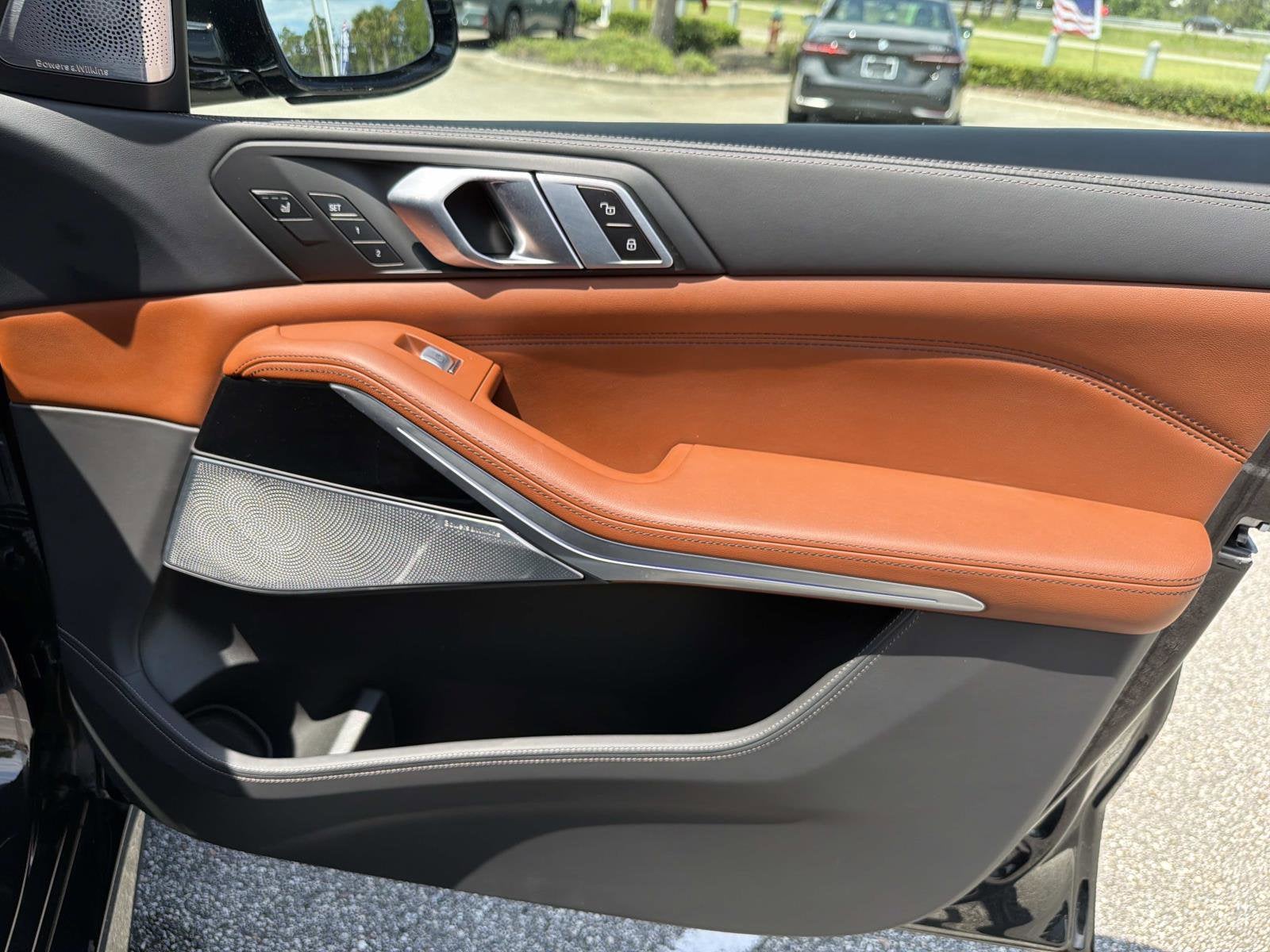 2024 BMW X7 ALPINA XB7