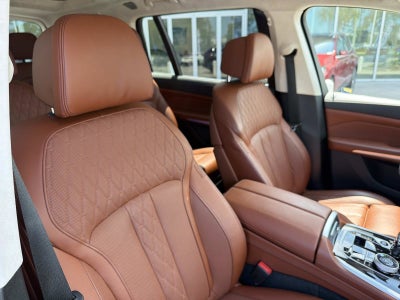2024 BMW X7 ALPINA XB7