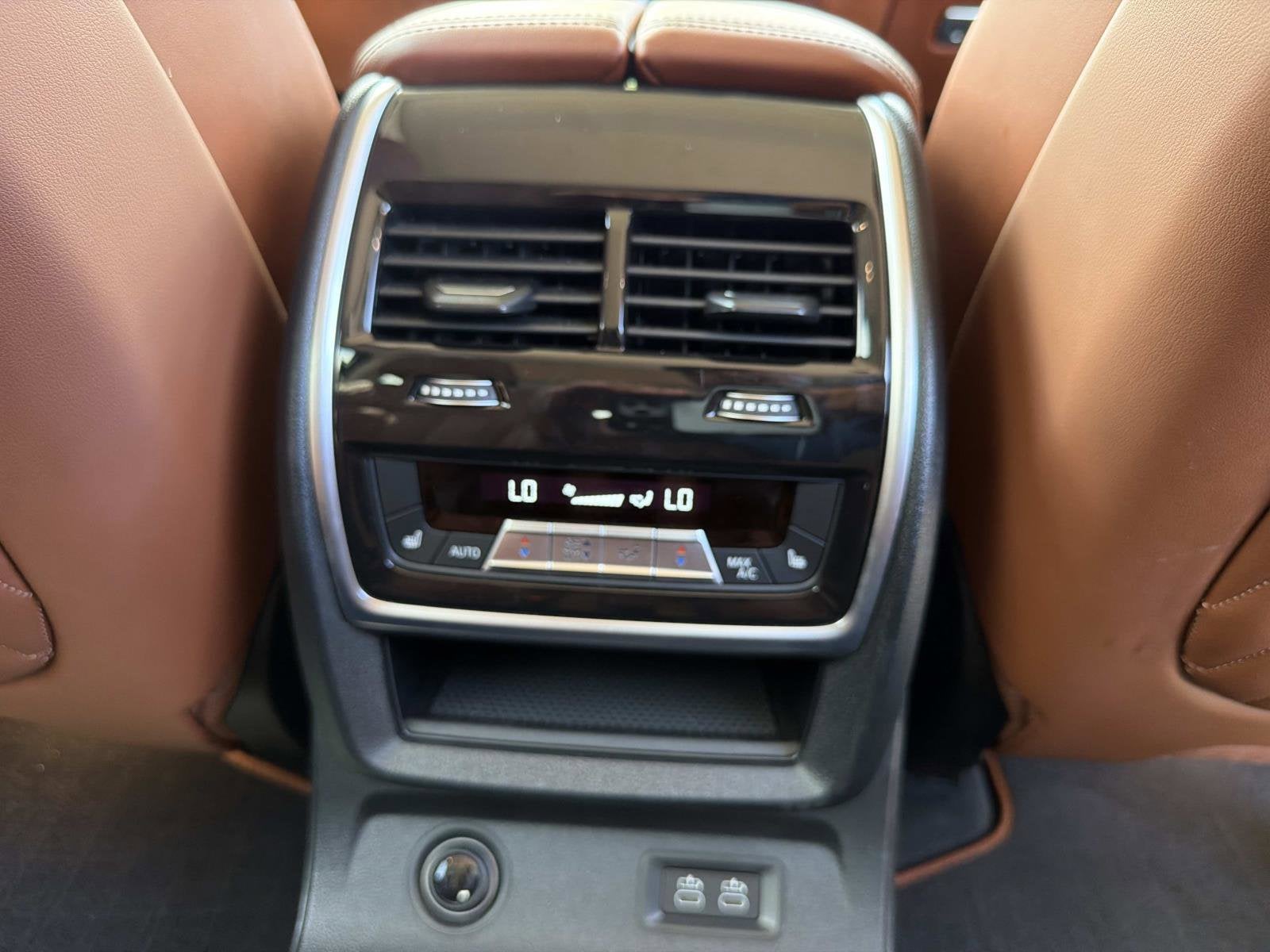 2024 BMW X7 ALPINA XB7