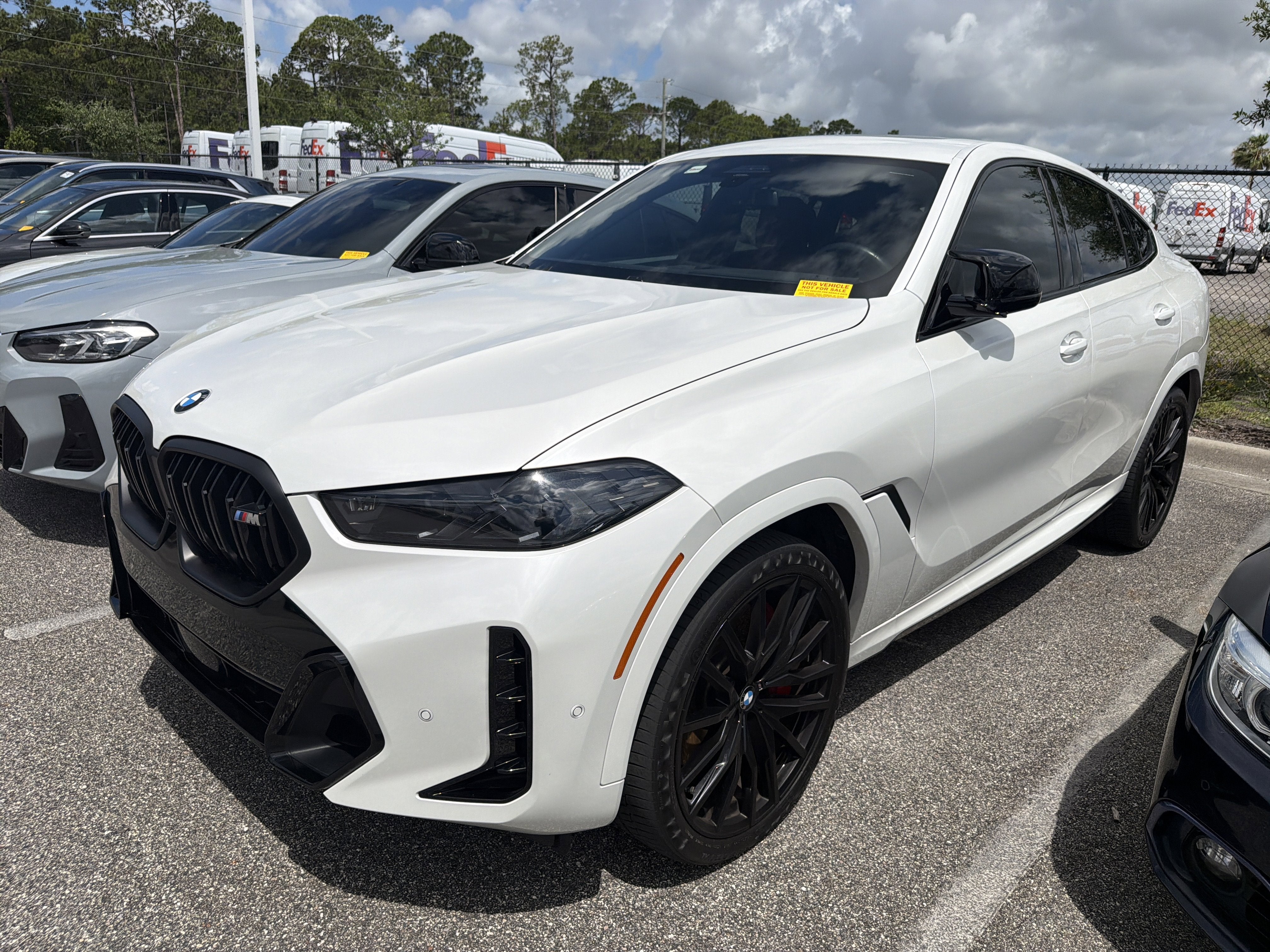 2024 BMW X6 M60i
