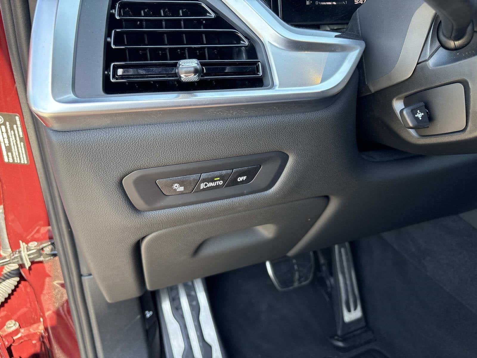 2025 BMW X6 M60i