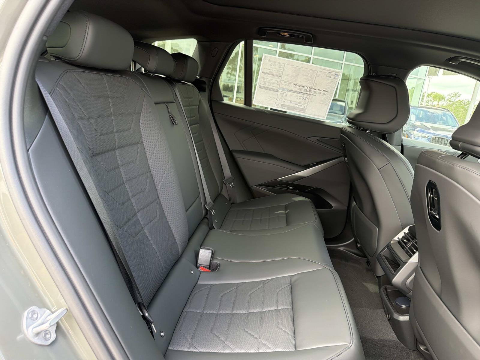 2027 BMW X5 40 xDrive