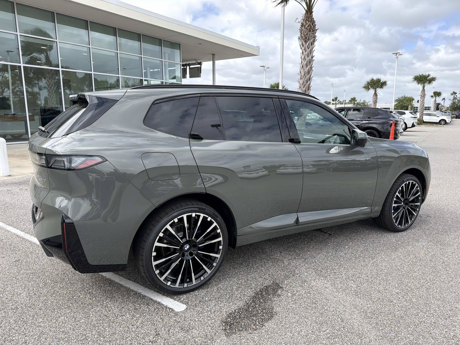 2027 BMW X5 40 xDrive