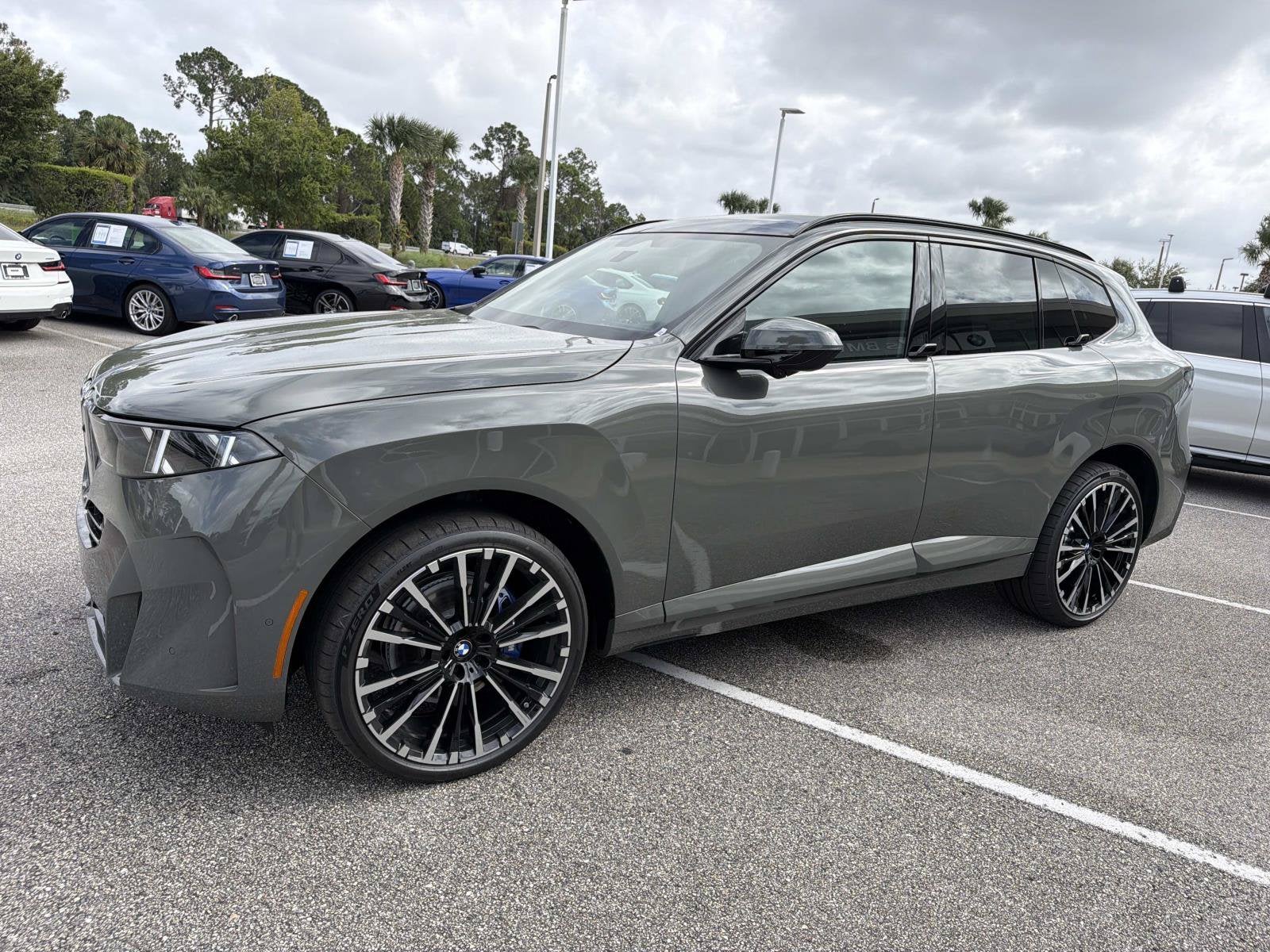 2027 BMW X5 40 xDrive