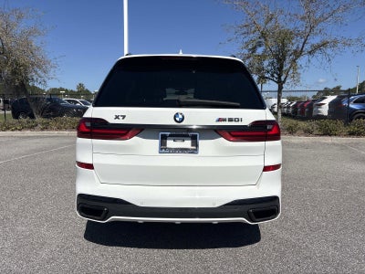 2022 BMW X7 M50i