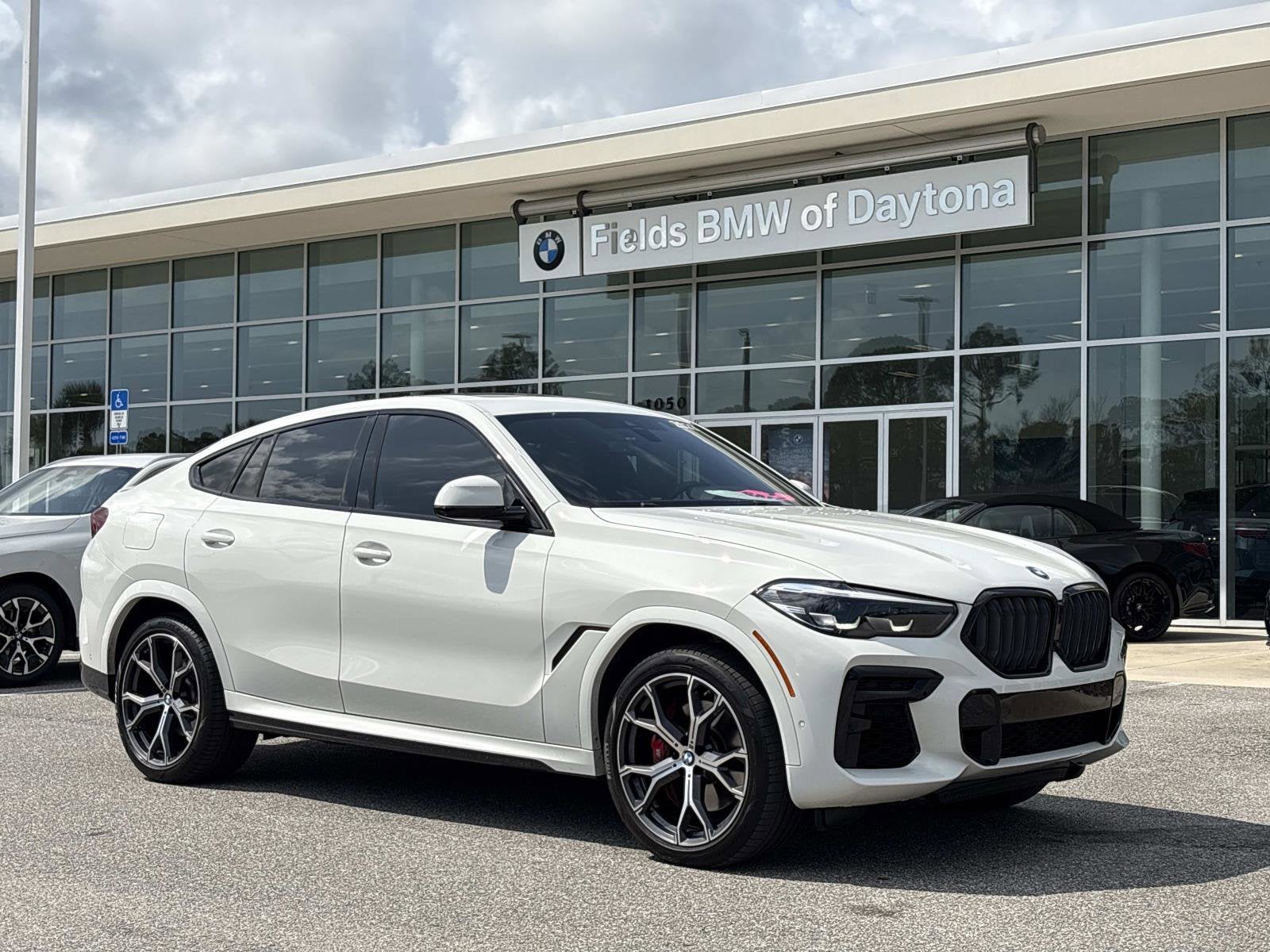 2023 BMW X6 xDrive40i