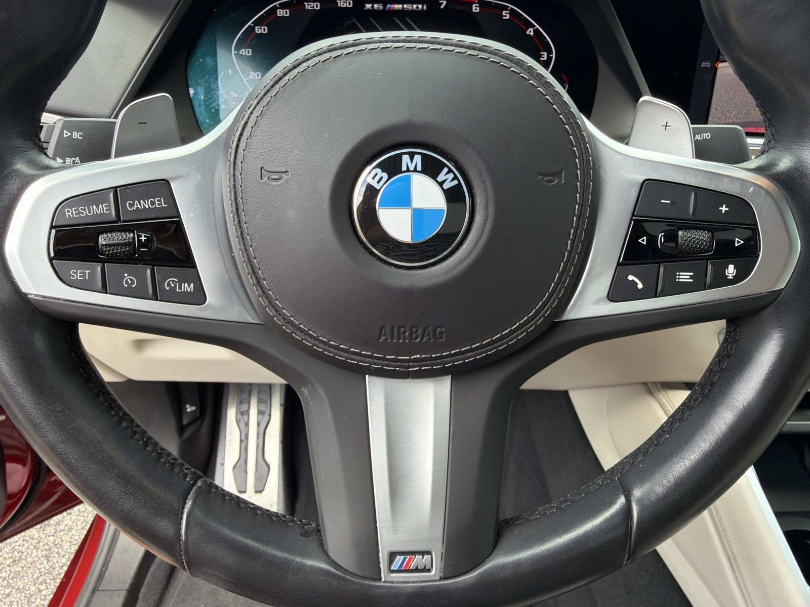 2023 BMW X6 M50i