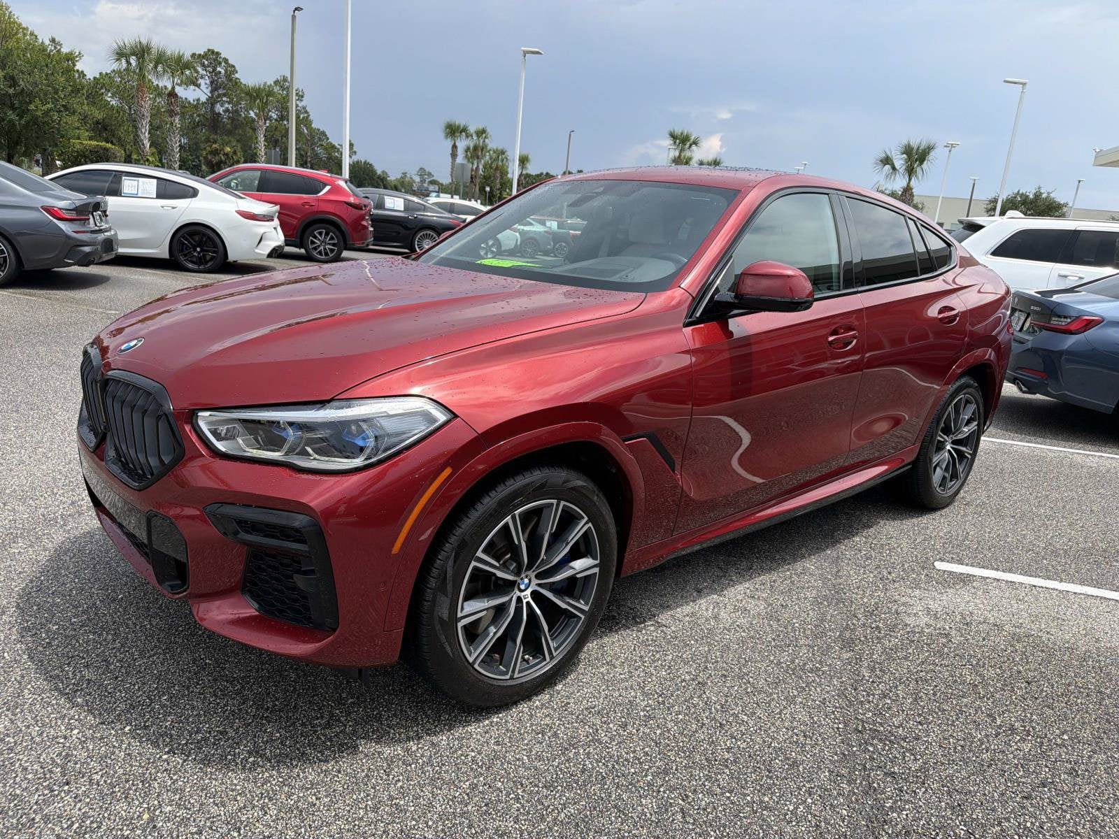 2023 BMW X6 M50i