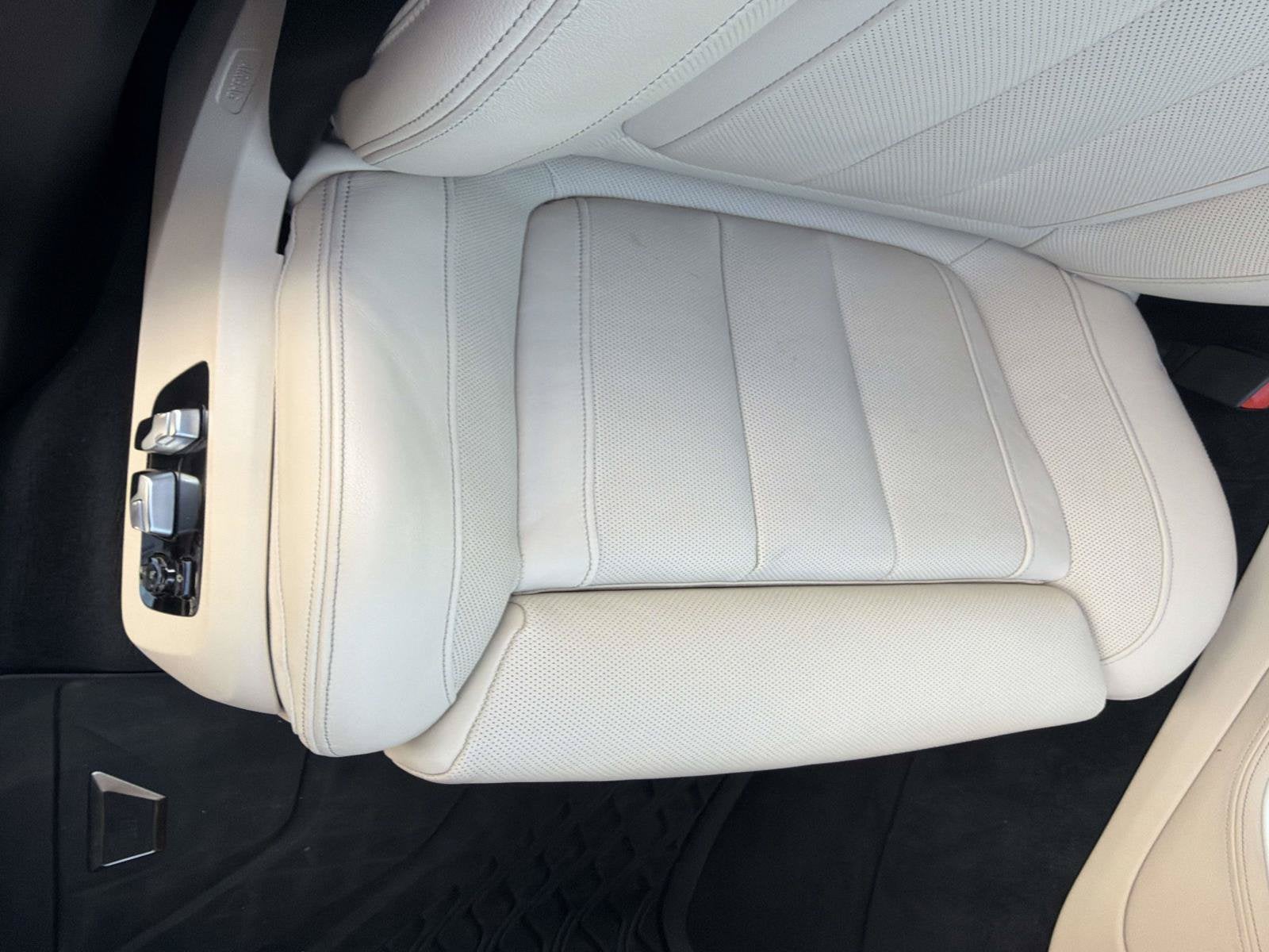 2022 BMW X5 M50i