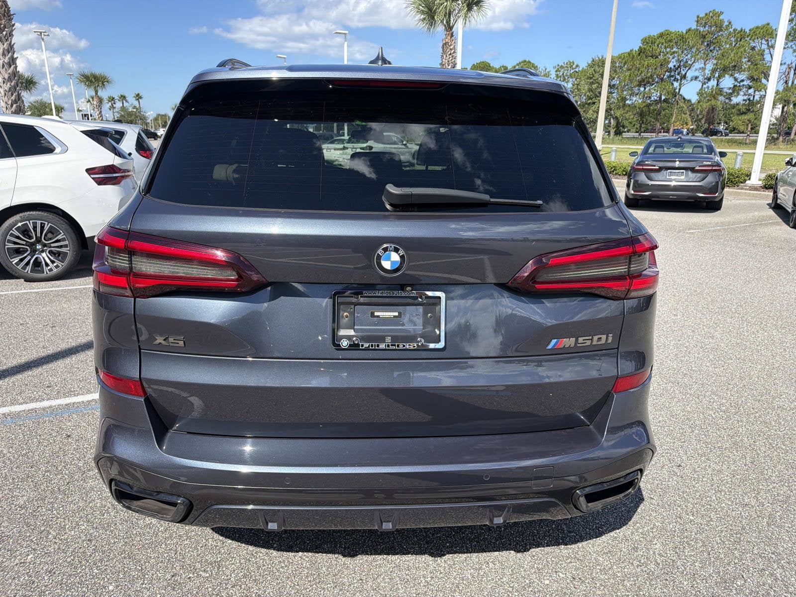 2022 BMW X5 M50i