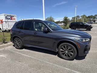 2022 BMW X5 M50i