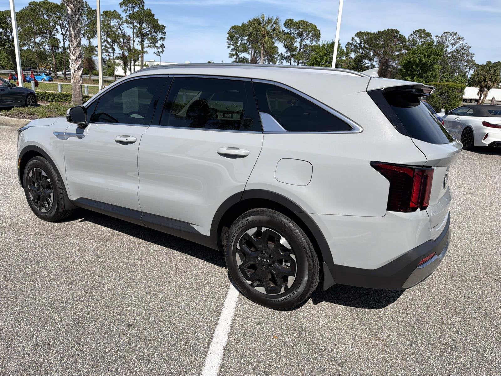 2025 Kia Sorento S