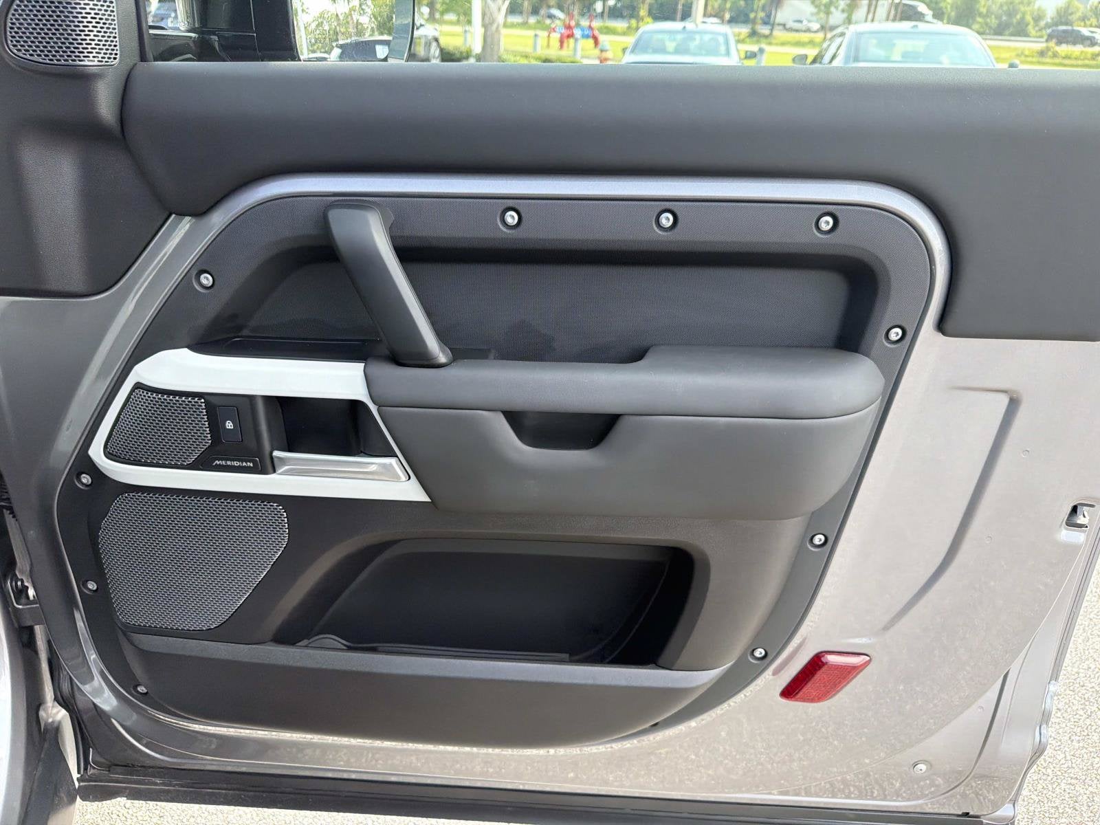 2024 Land Rover Defender S