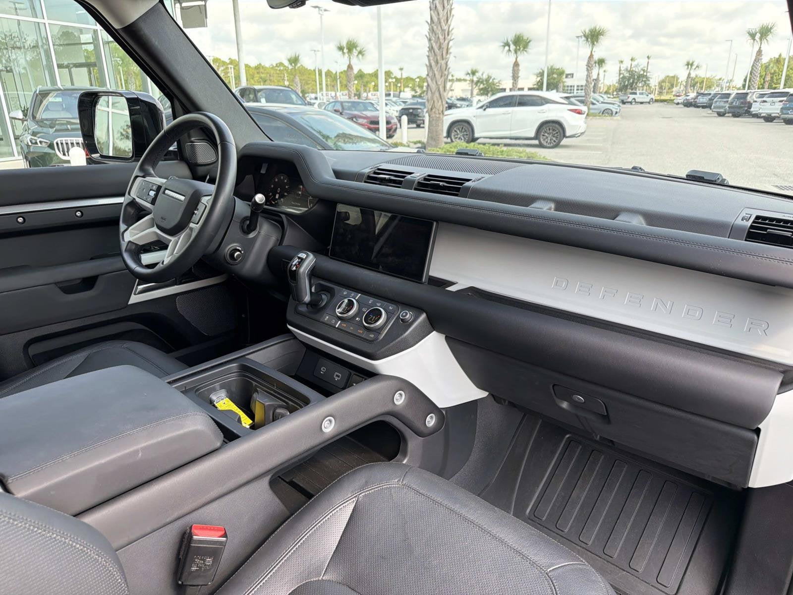 2024 Land Rover Defender S