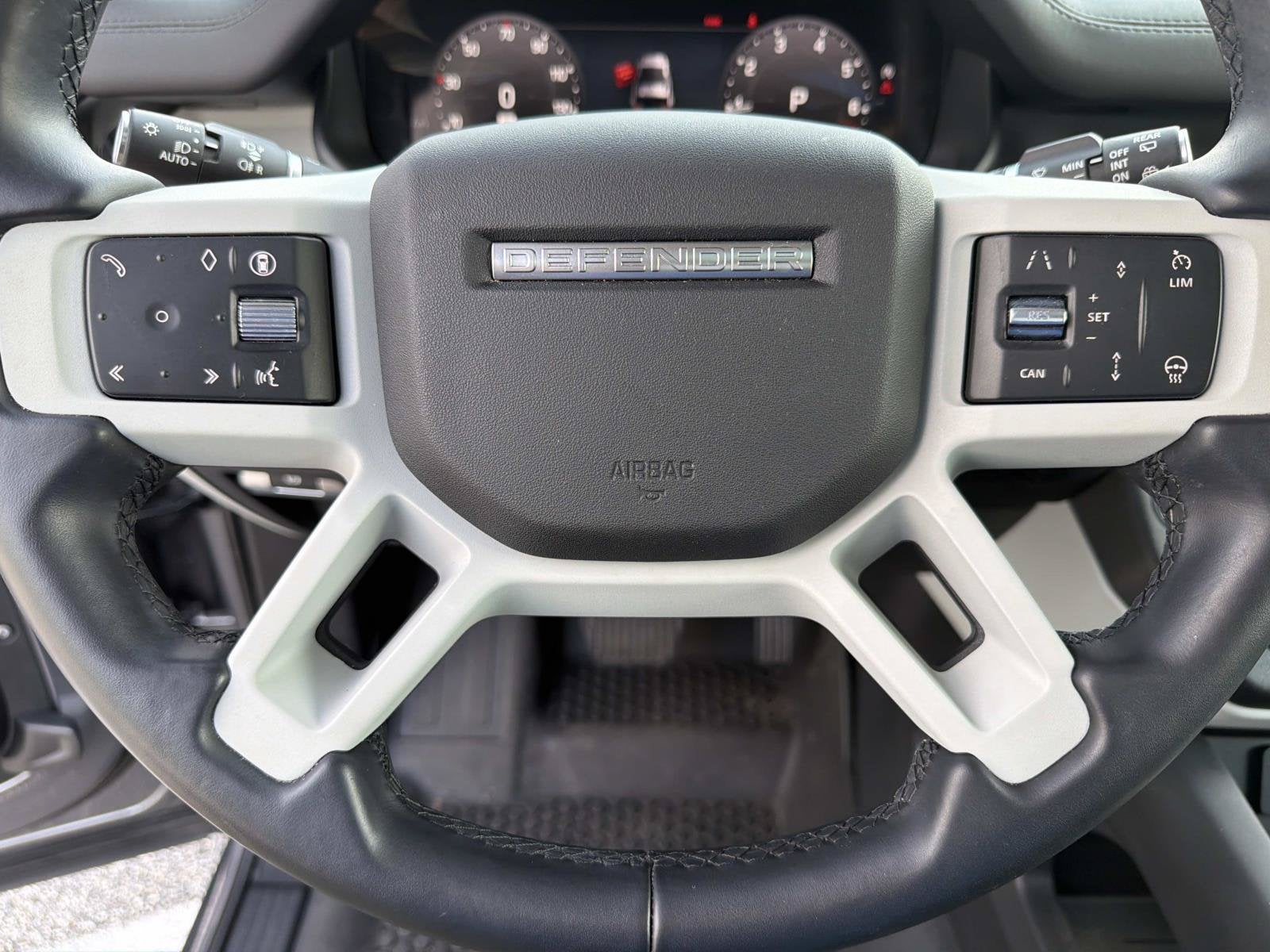 2024 Land Rover Defender S